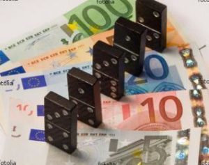 411764-photos_money-domino_euro_1_65195217420cebdcf84cebfcebcceb9cebdcebf1