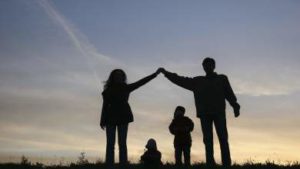 226841-family-silhouette