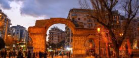 Γιατί η Θεσσαλονίκη κερδίζει πλέον περισσότερους τουρίστες σε σχέση με την Αθήνα