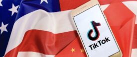 Το φάντασμα του… TikTok πάνω από τις ΗΠΑ: Γιατί η Βουλή ψήφισε να απαγορευθεί