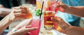 Club στη Θεσσαλονίκη: “Πόρτα” στους ανήλικους σε μπαρ και κλαμπ – Έλεγχοι ηλικίας και ταυτοπροσωπίας