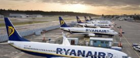 RYANAIR: «Άνοιξε» εισιτήρια από 15 ευρώ για 4 πτήσεις εξωτερικού από Θεσσαλονίκη και Αθήνα
